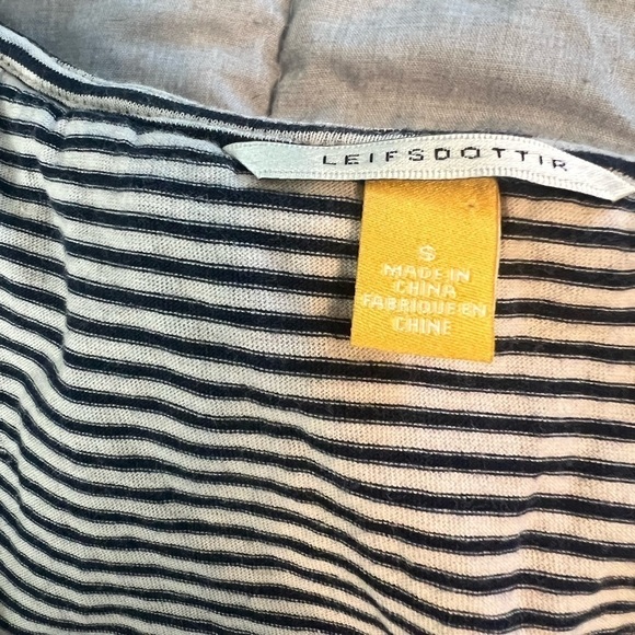 Leifsdottir (Anthropologie) top size small - Picture 10 of 12